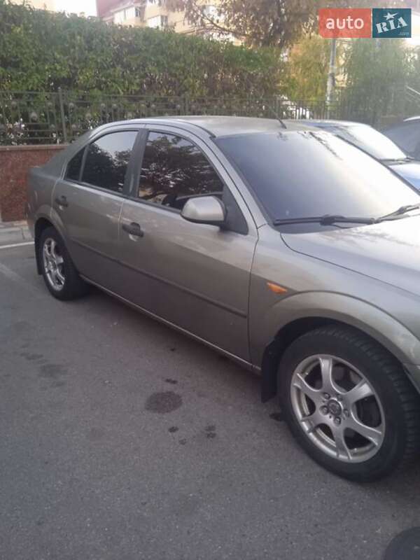 Лифтбек Ford Mondeo 2001 в Киеве