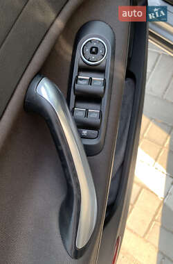 Седан Ford Mondeo 2012 в 