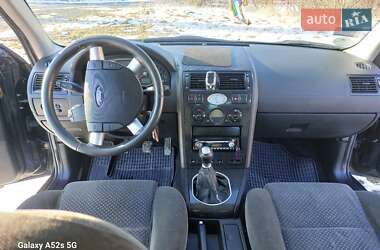 Седан Ford Mondeo 2001 в Сколе