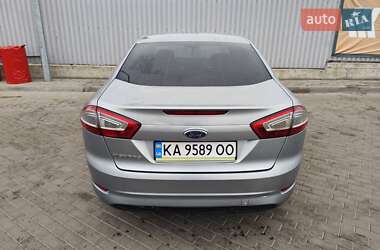 Седан Ford Mondeo 2012 в 