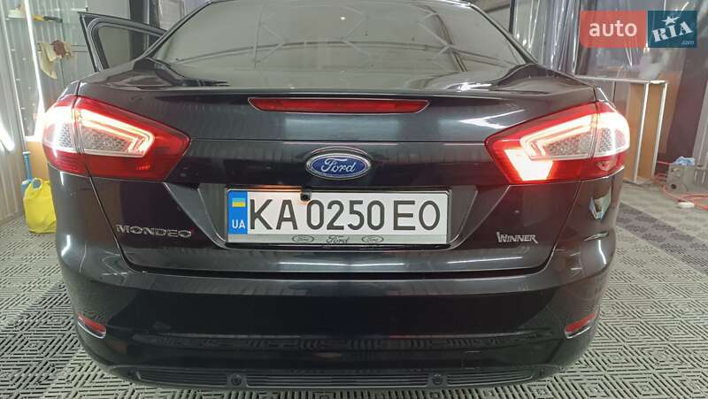 Седан Ford Mondeo 2011 в Києві