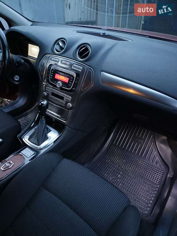 Лифтбек Ford Mondeo 2008 в Ужгороде