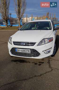 Седан Ford Mondeo 2012 в Южноукраїнську