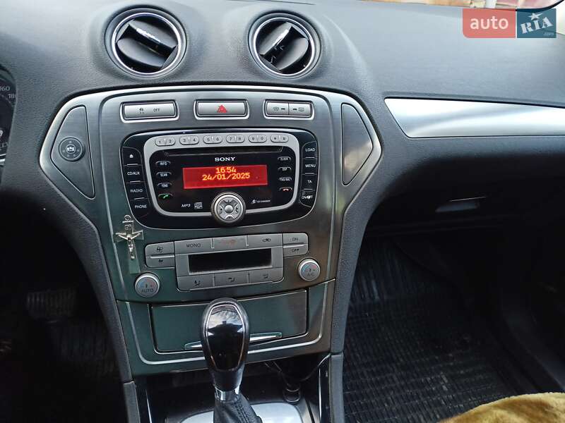 Лифтбек Ford Mondeo 2008 в Ужгороде