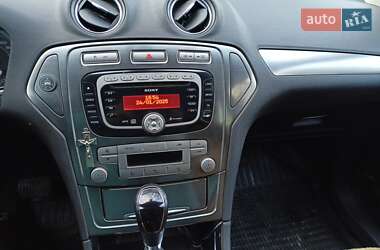 Лифтбек Ford Mondeo 2008 в 