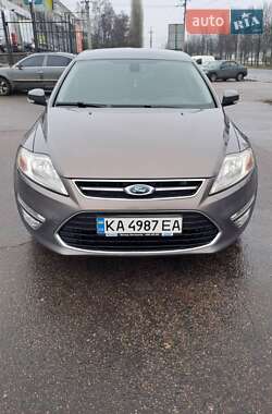 Седан Ford Mondeo 2011 в 