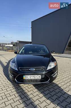 Седан Ford Mondeo 2012 в Львове