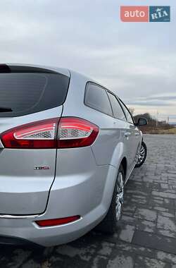 Универсал Ford Mondeo 2010 в 