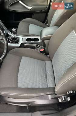 Универсал Ford Mondeo 2010 в 