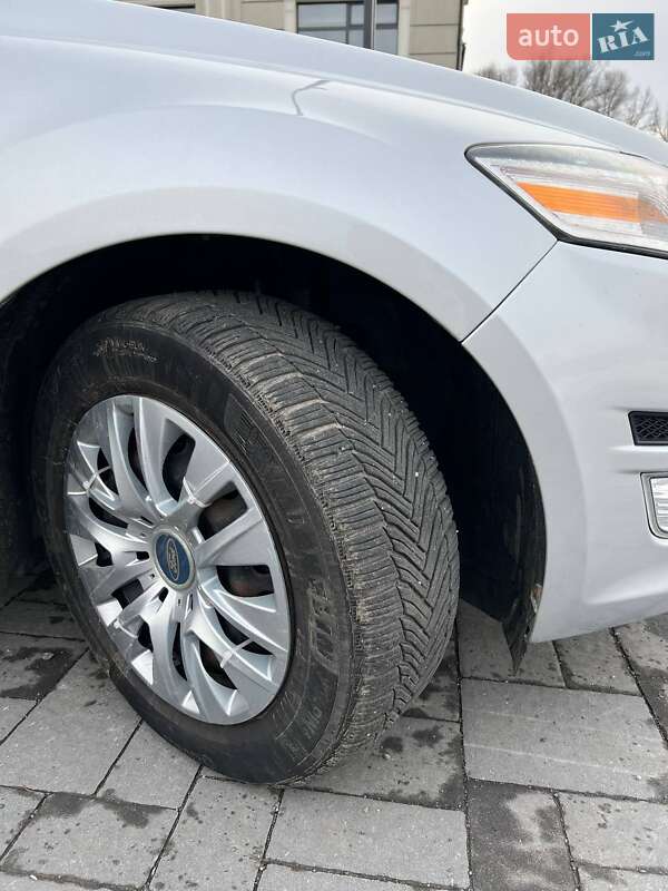 Универсал Ford Mondeo 2010 в Хусте