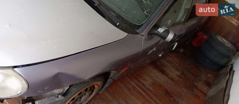 Седан Ford Mondeo 1996 в Жовкве