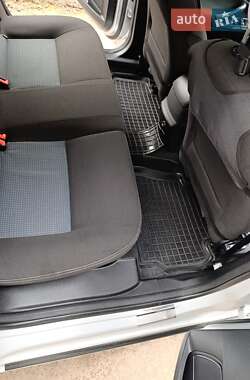 Универсал Ford Mondeo 2011 в 