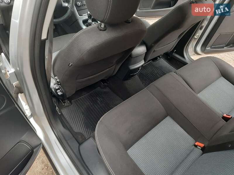 Универсал Ford Mondeo 2011 в Тернополе