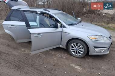 Универсал Ford Mondeo 2011 в 