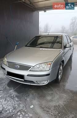 Ліфтбек Ford Mondeo 2003 в Криничках