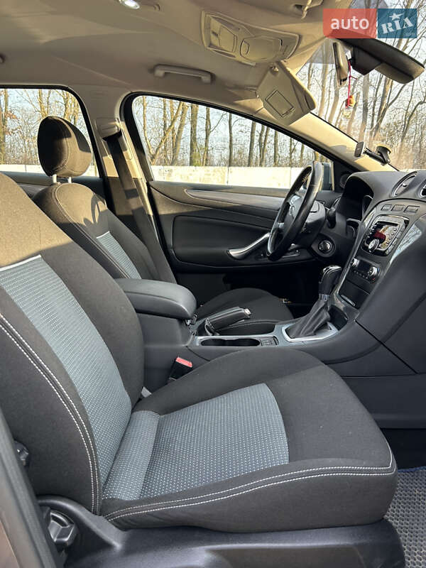 Универсал Ford Mondeo 2010 в Луцке