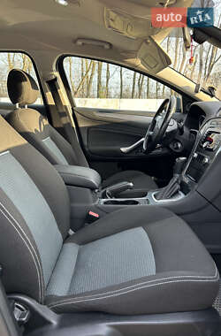Универсал Ford Mondeo 2010 в 