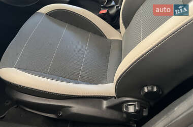 Седан Ford Mondeo 2012 в 
