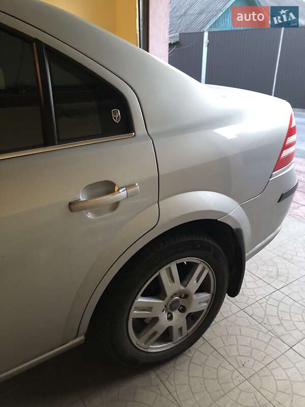 Седан Ford Mondeo 2006 в Козине
