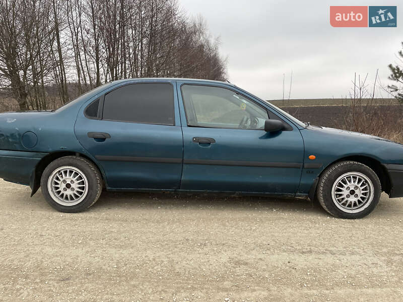 Седан Ford Mondeo 1993 в Городке