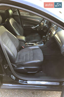 Седан Ford Mondeo 2008 в 