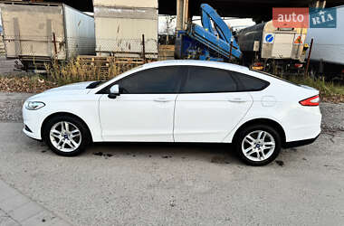 Ліфтбек Ford Mondeo 2016 в Львові