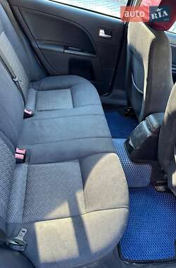 Универсал Ford Mondeo 2004 в 