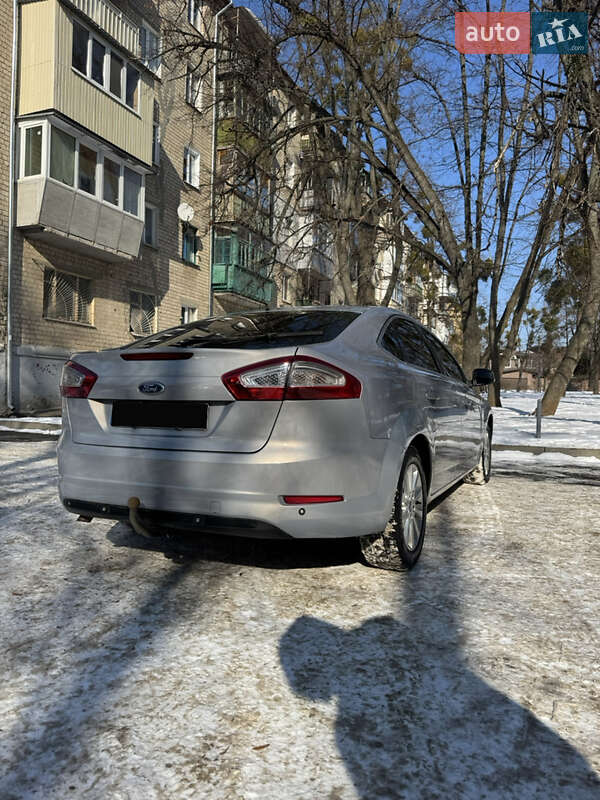 Седан Ford Mondeo 2011 в Харькове