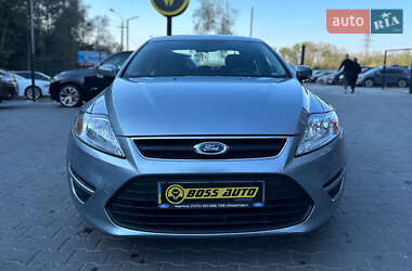 Седан Ford Mondeo 2012 в 