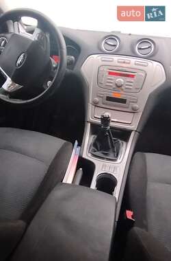 Лифтбек Ford Mondeo 2008 в 