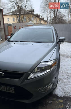 Седан Ford Mondeo 2012 в 