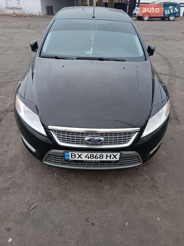 Лифтбек Ford Mondeo 2010 в Изяславе