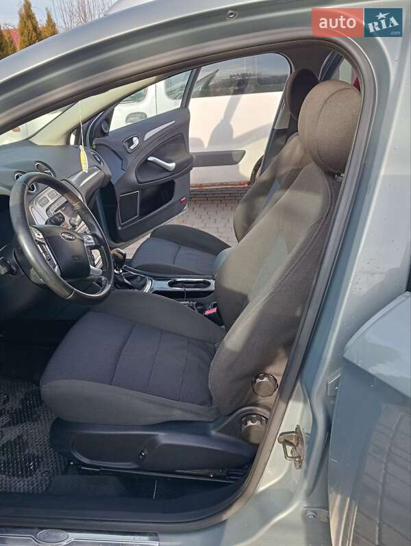 Универсал Ford Mondeo 2007 в Турийске