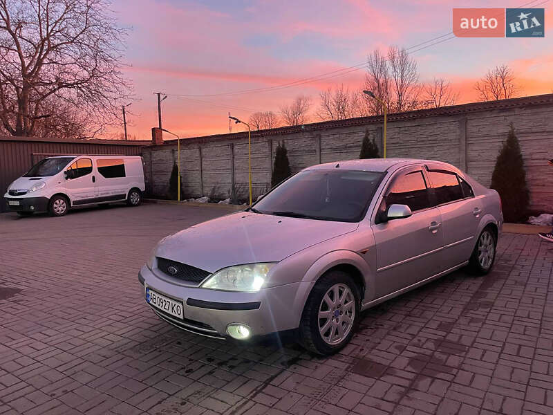 Ford Mondeo 2000
