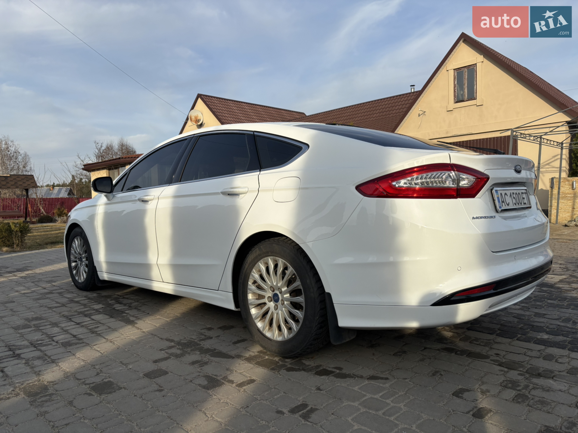2016 Ford Mondeo - мініатюра 12