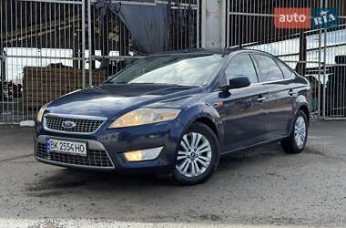 Седан Ford Mondeo 2008 в Нетешине