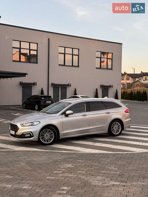 Лифтбек Ford Mondeo 2020 в Ровно