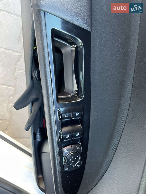 Універсал Ford Mondeo 2015 в Тернополі