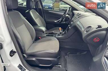 Седан Ford Mondeo 2012 в 