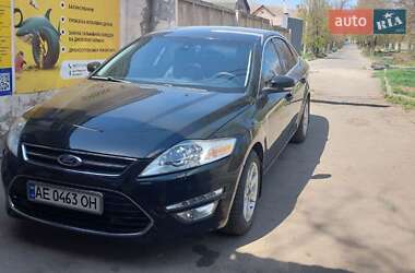 Седан Ford Mondeo 2012 в 