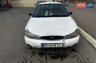 Ліфтбек Ford Mondeo 1997 в 