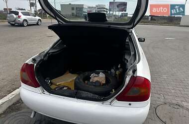 Ліфтбек Ford Mondeo 1997 в 