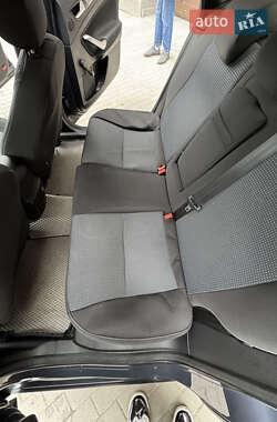 Седан Ford Mondeo 2012 в 