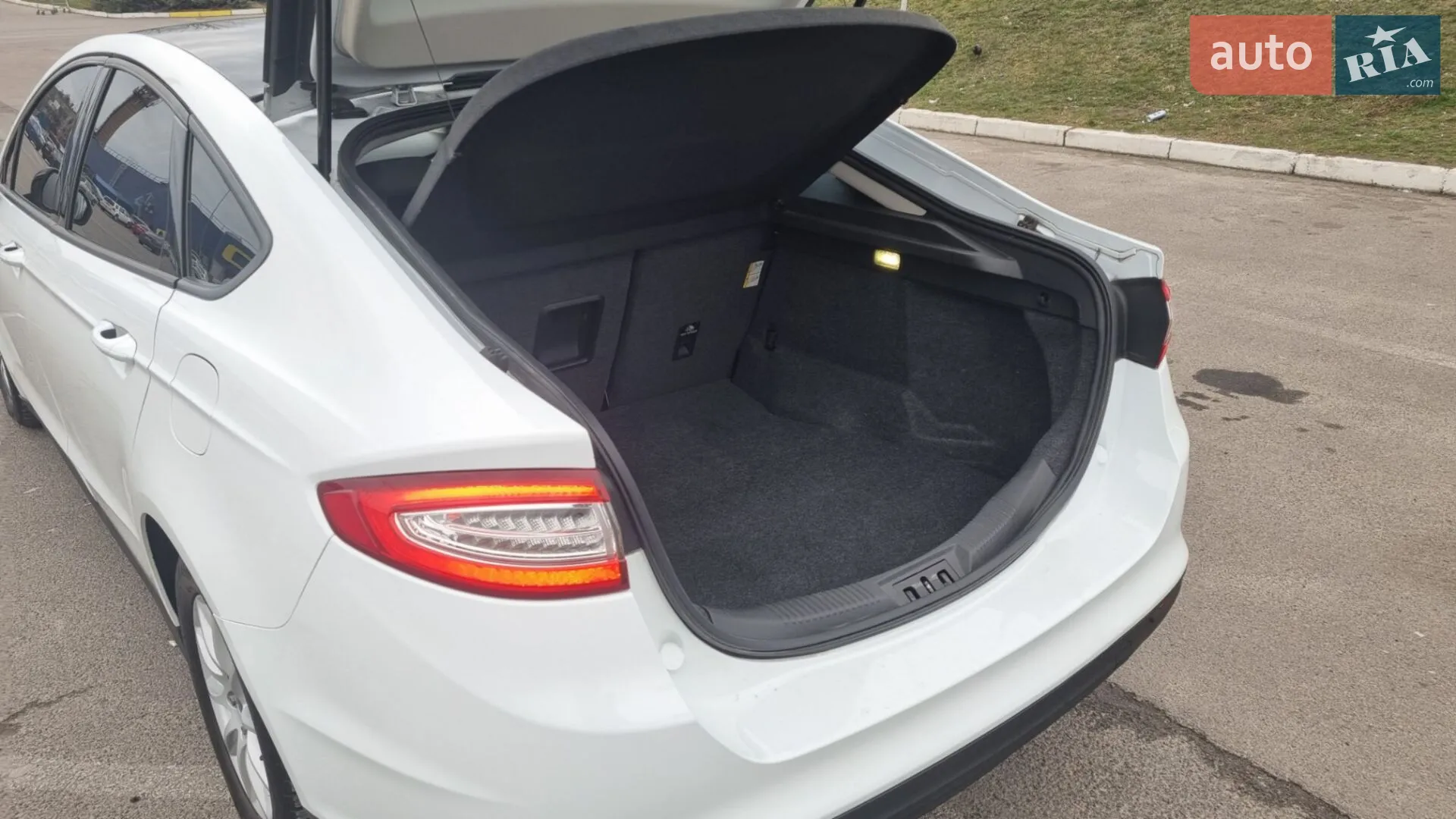 2017 Ford Mondeo - мініатюра 19