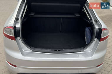 Седан Ford Mondeo 2013 в 