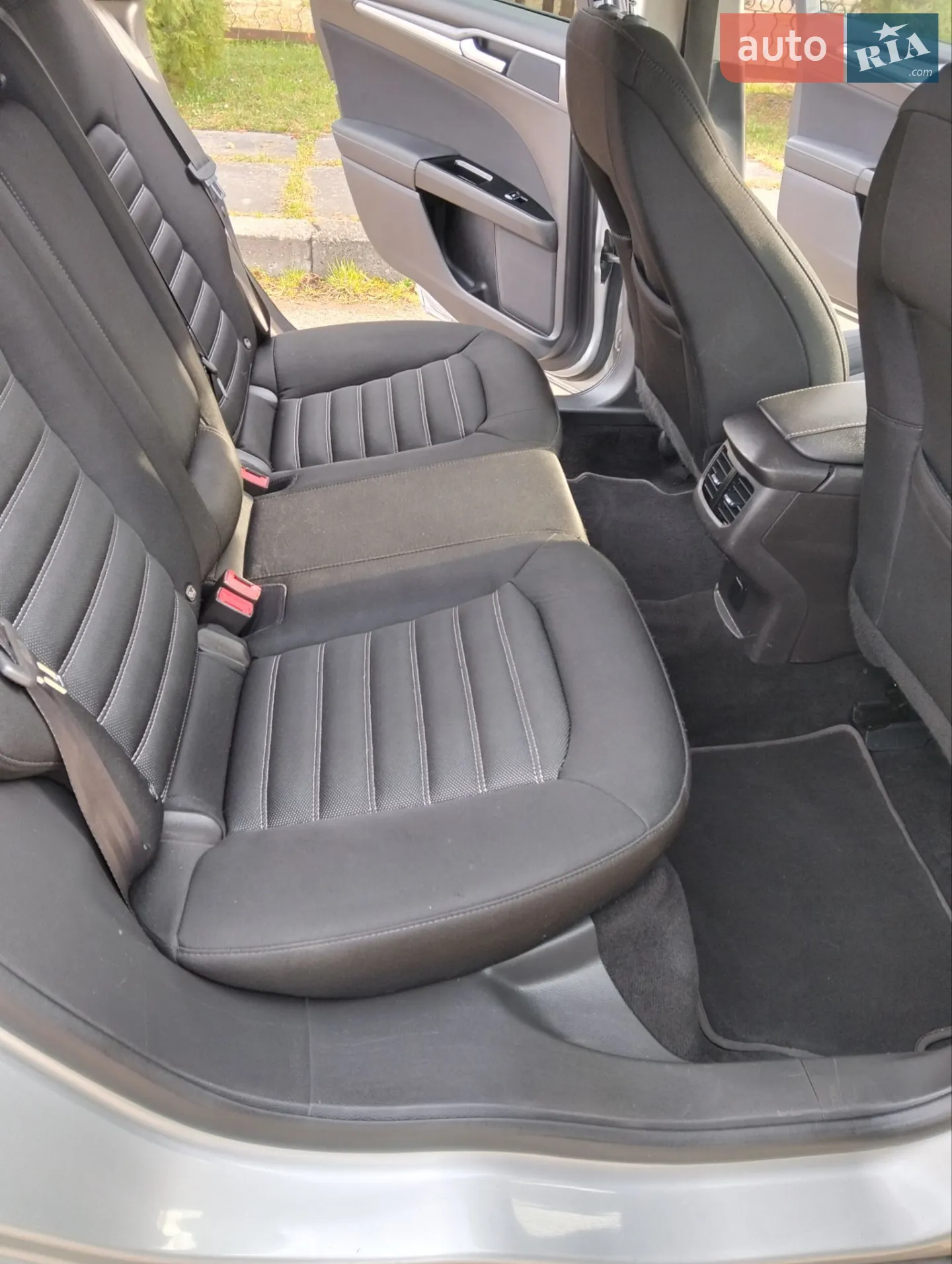 2019 Ford Mondeo - мініатюра 12