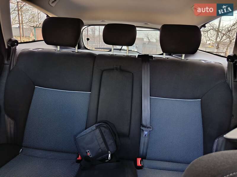 Универсал Ford Mondeo 2011 в Ровно фото 15 Универсал Ford Mondeo 2011 в Ровно