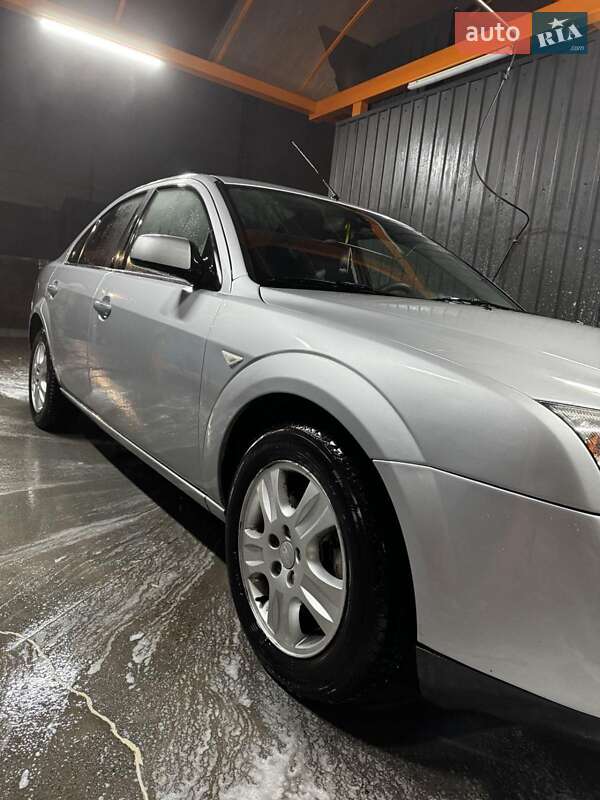 Седан Ford Mondeo 2006 в Конотопе