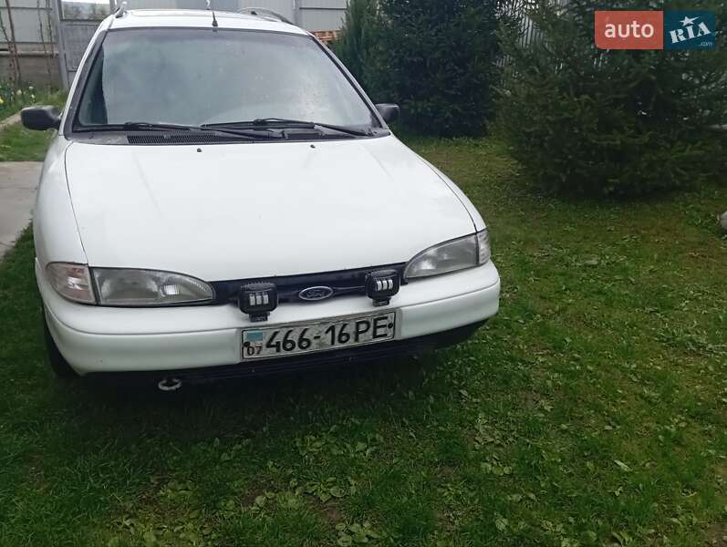 Универсал Ford Mondeo 1993 в 