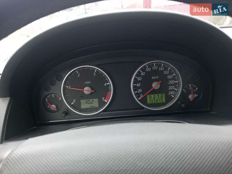 Лифтбек Ford Mondeo 2001 в Овруче